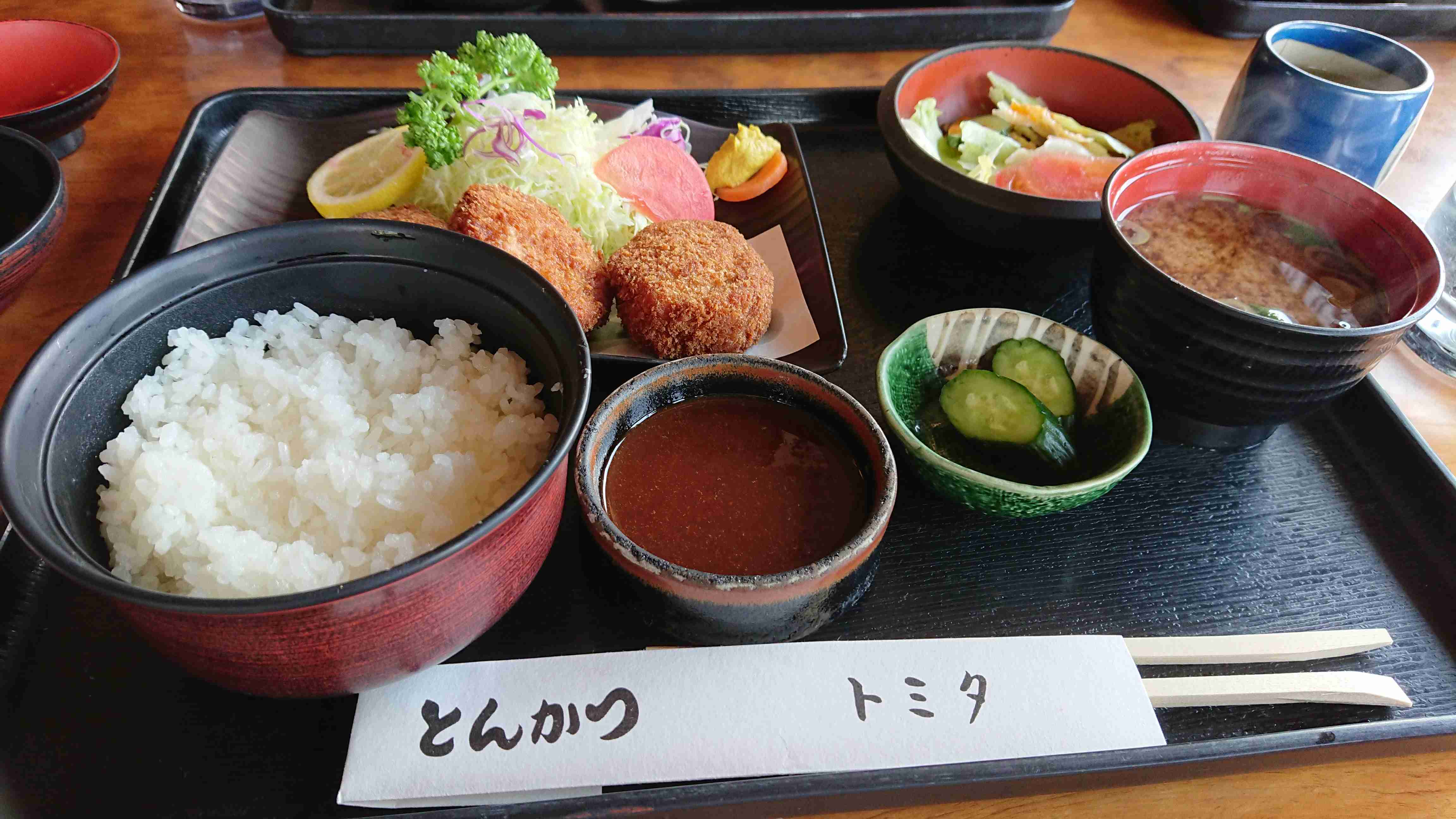 携帯やパソコンにあるご当地グルメの写真が見たい！