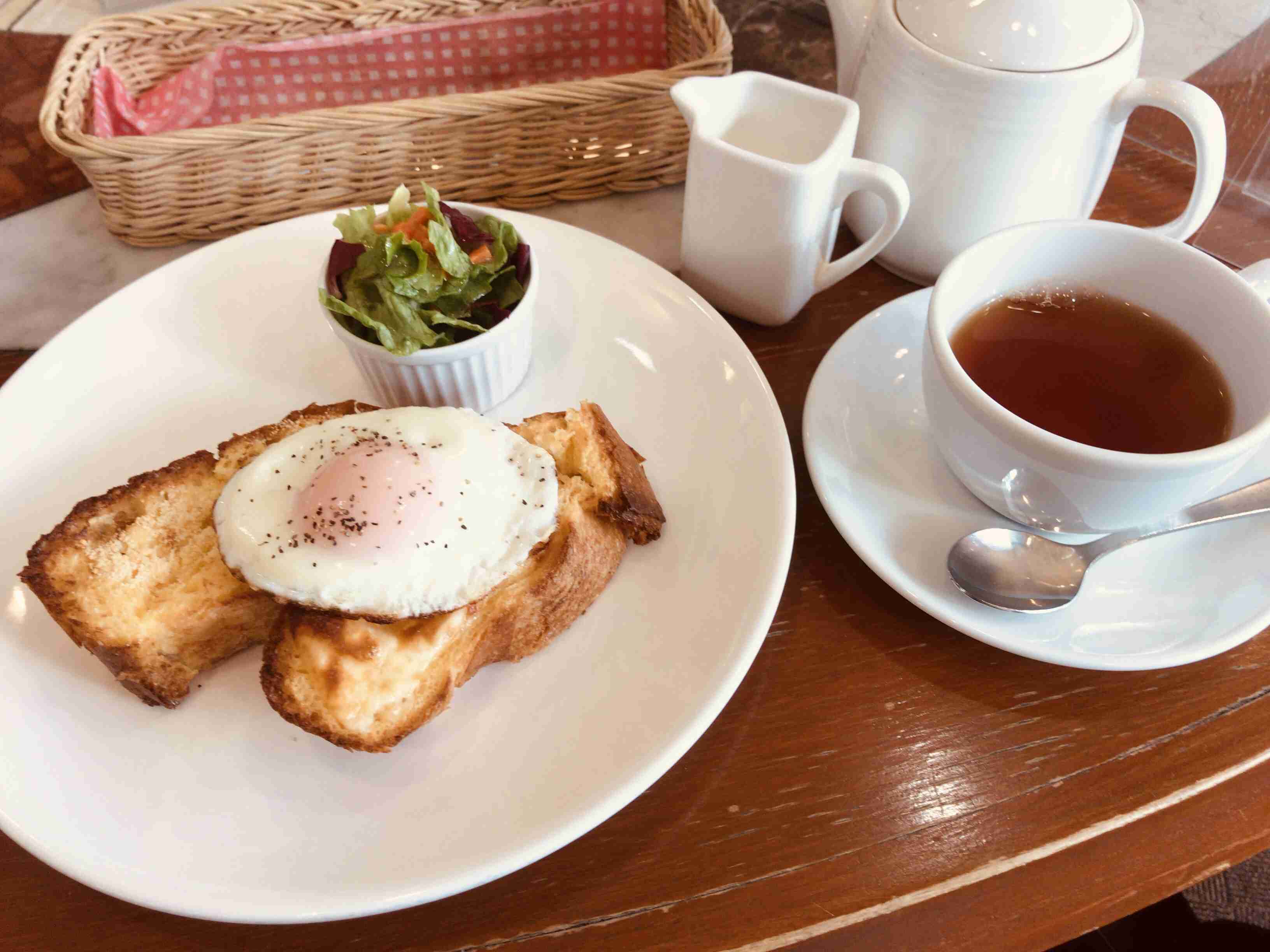 携帯やパソコンにあるご当地グルメの写真が見たい！