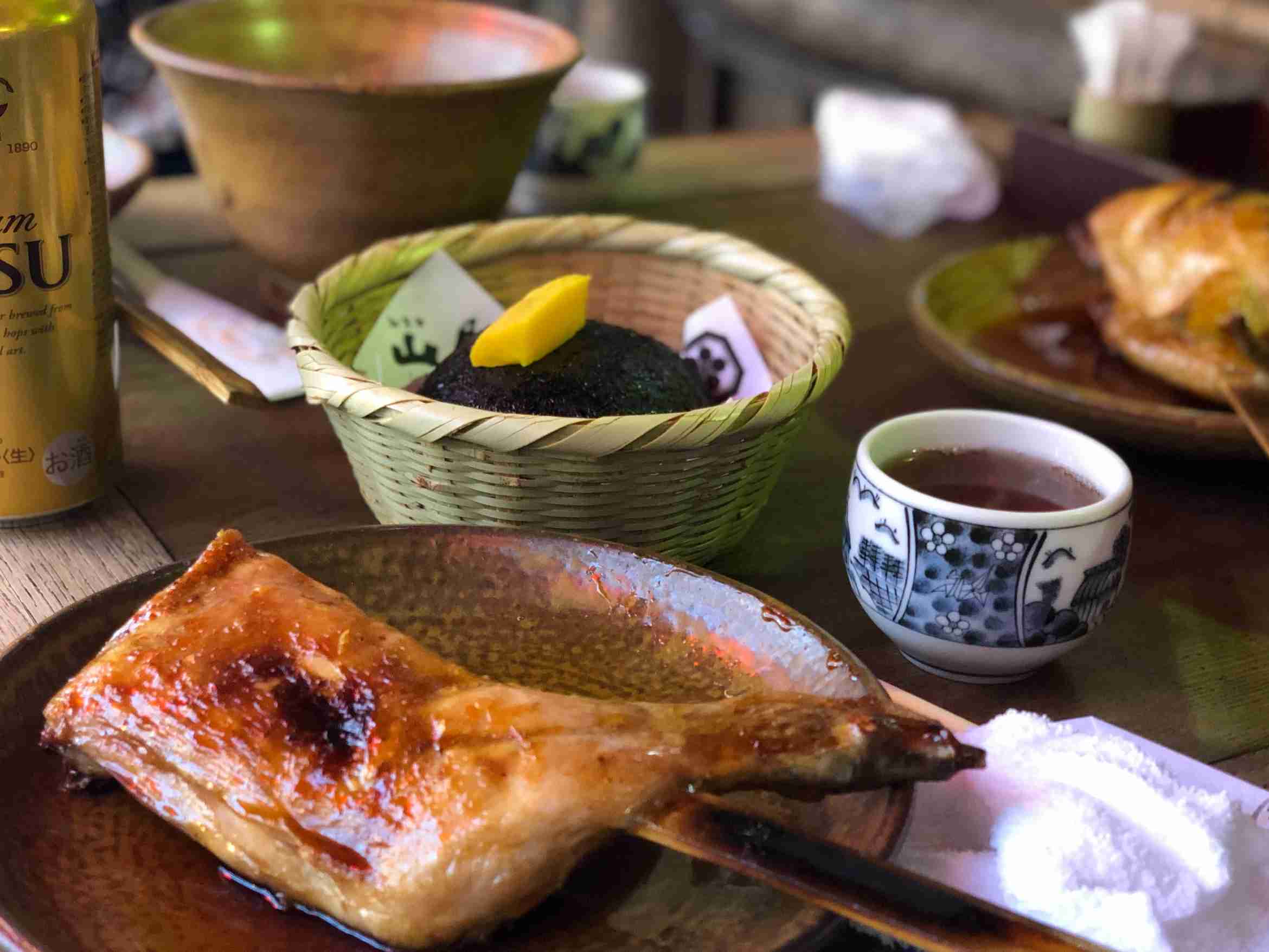 携帯やパソコンにあるご当地グルメの写真が見たい！