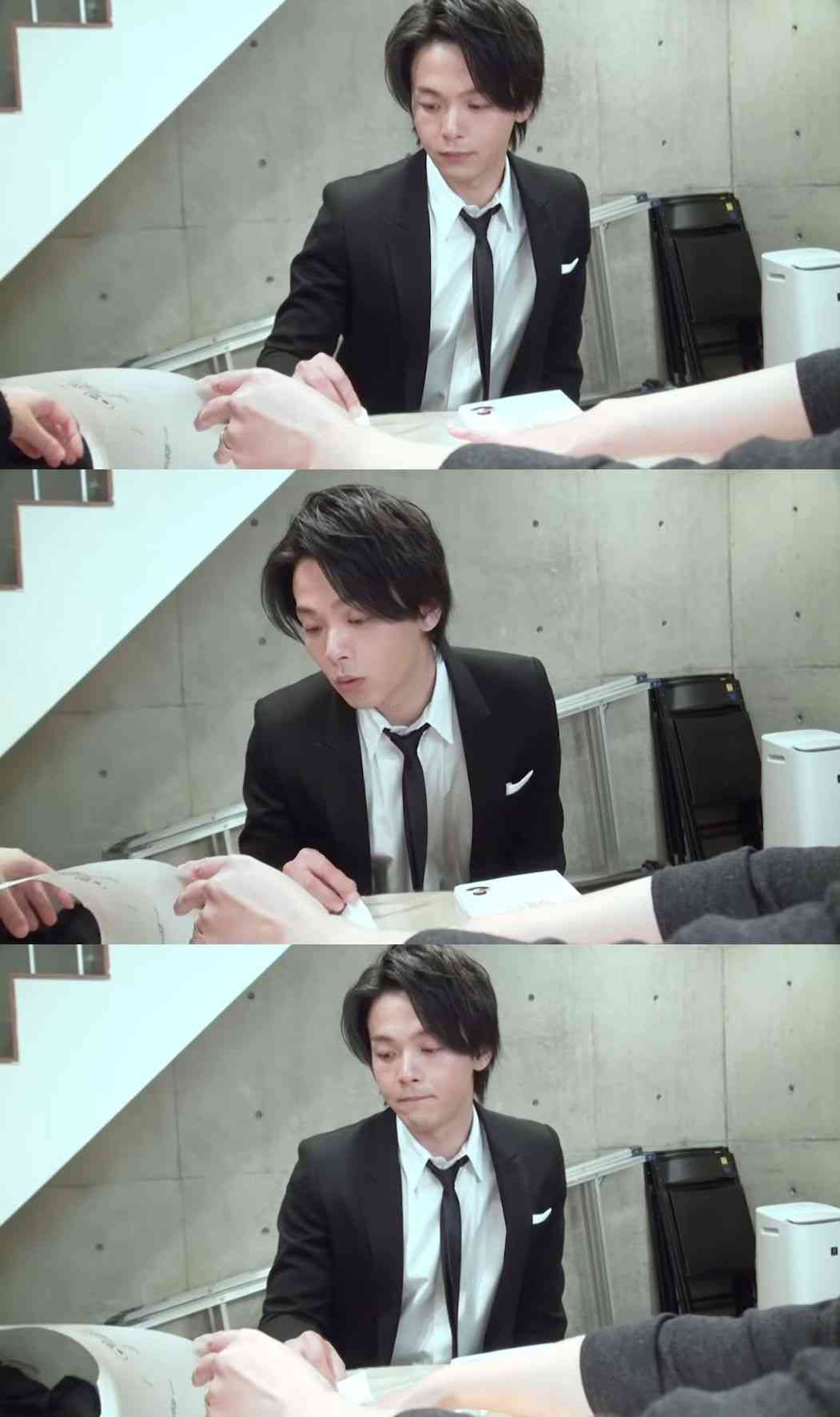 中村倫也が金髪に！　『珈琲いかがでしょう』衝撃ショット先行公開　放送は4.5スタート