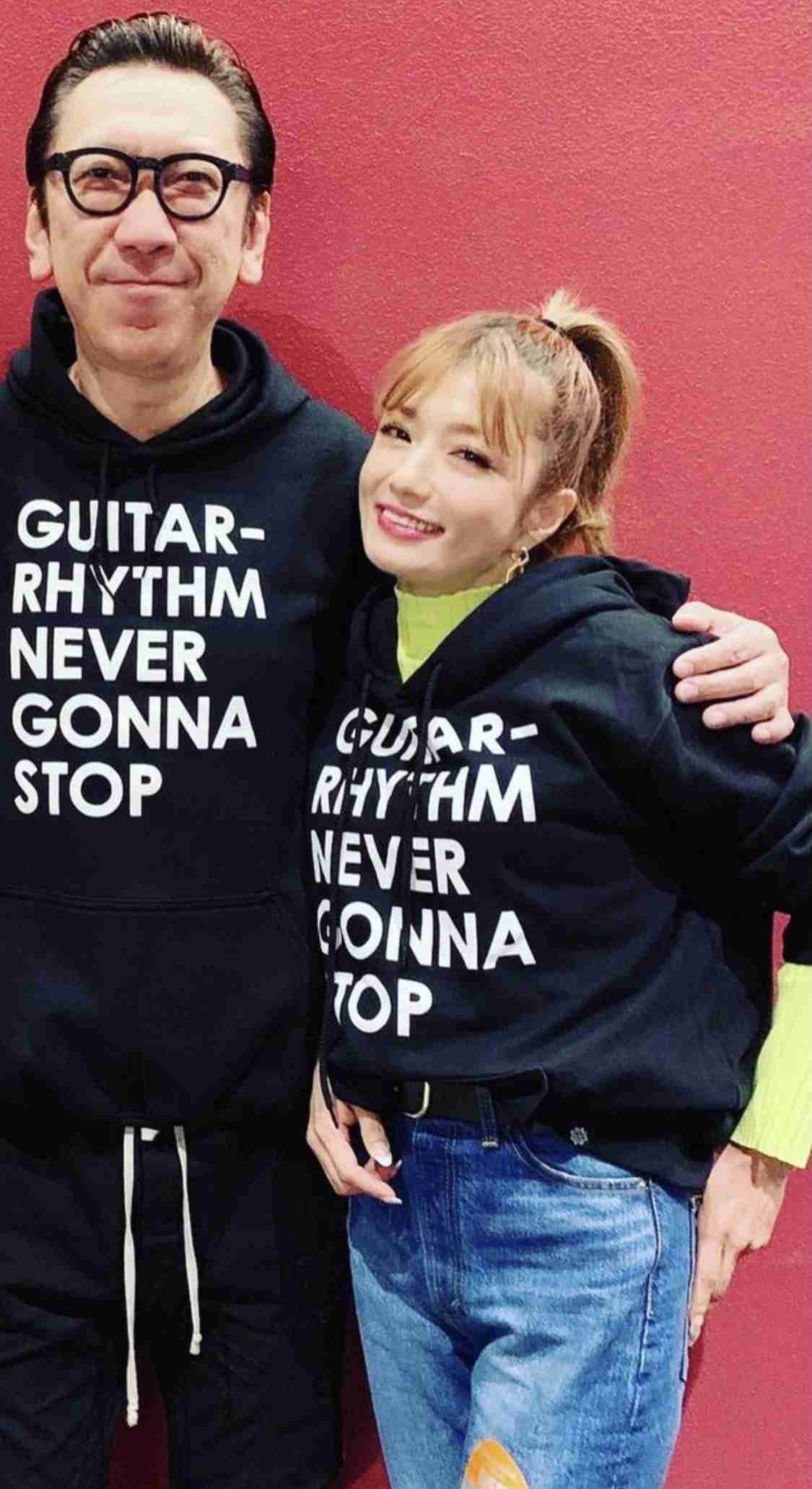 華原朋美、「全身GUCCI」息子をステージへ　復活ディナーショーの全貌