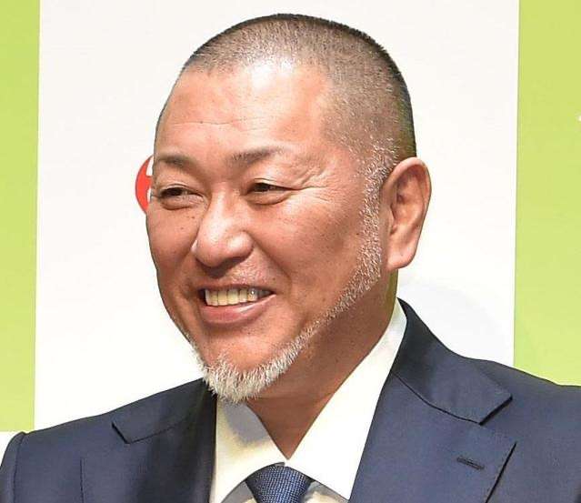 いしだ壱成さん夫婦が揃って髪色をチェンジ！ファンから反響