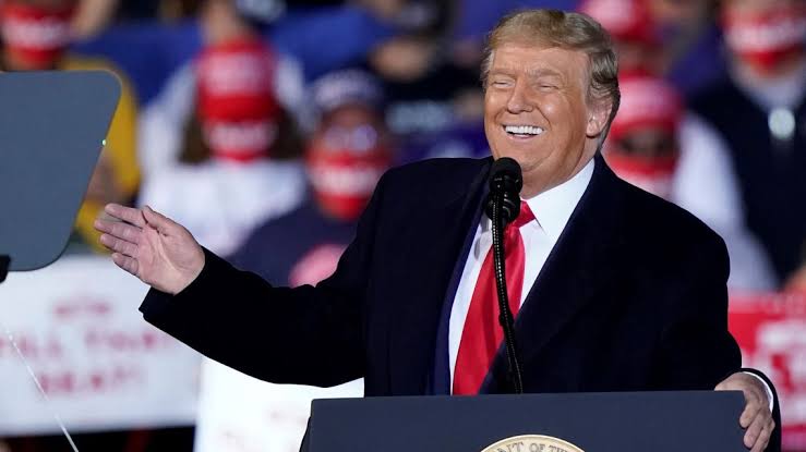 Facebook、音声チャット開発か　「クラブハウス」に類似―米紙報道