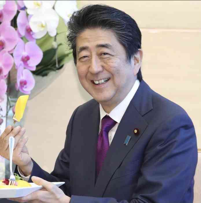 Facebook、音声チャット開発か　「クラブハウス」に類似―米紙報道