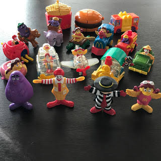 マクドナルドのハッピーセットで鬼滅の刃またはプリキュアを買ったら何がおまけでもらえたか報告会