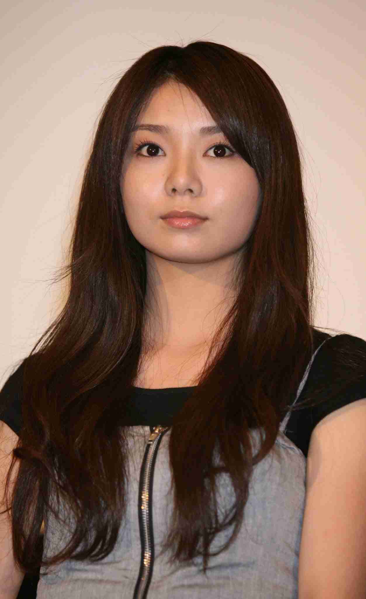 一瞬だけ違う有名人に見えた、有名人の画像