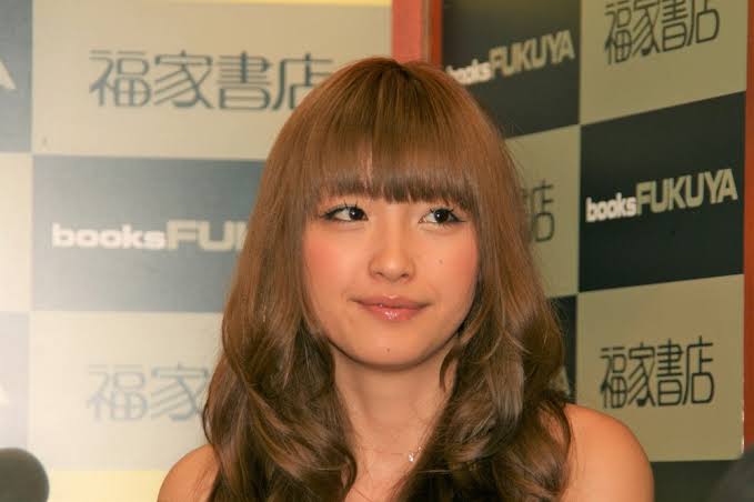 木下優樹菜、オラオラ系ブランドのモデル就任「最強の素人」「悪犬」