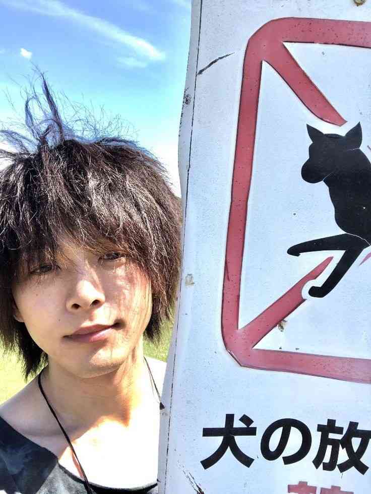『しゃべくり007』出演の中村倫也に「いつもと顔が違う」体調不良の心配? ネタバラシ後に安堵の声