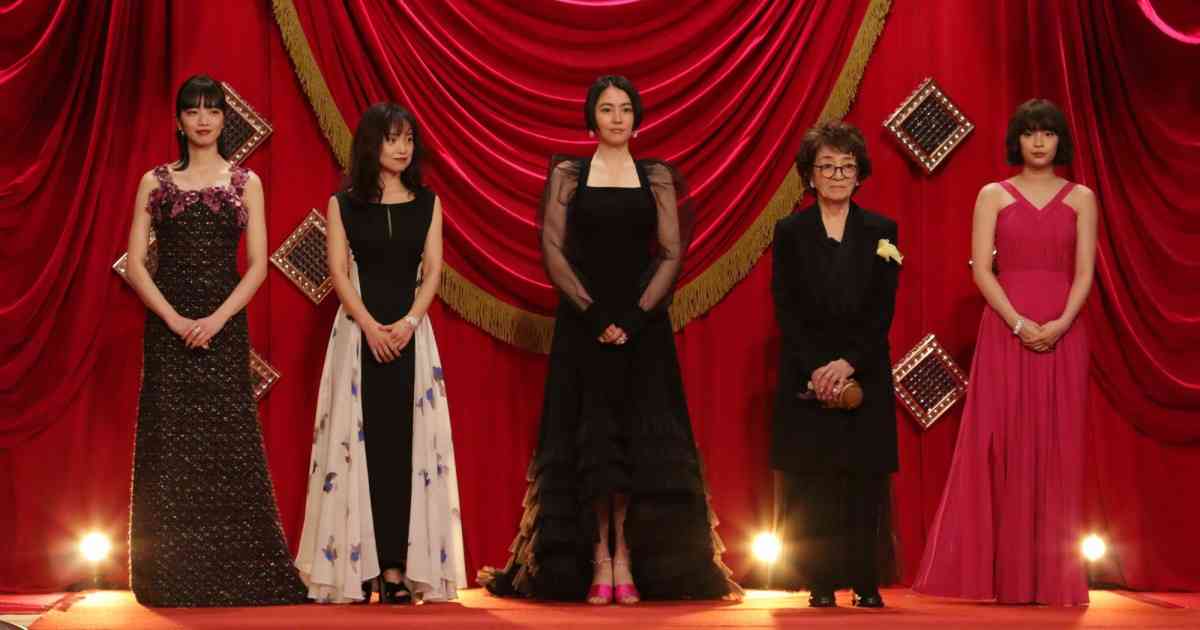 ハイブランドのファッションが似合う芸能人の画像を貼るトピ