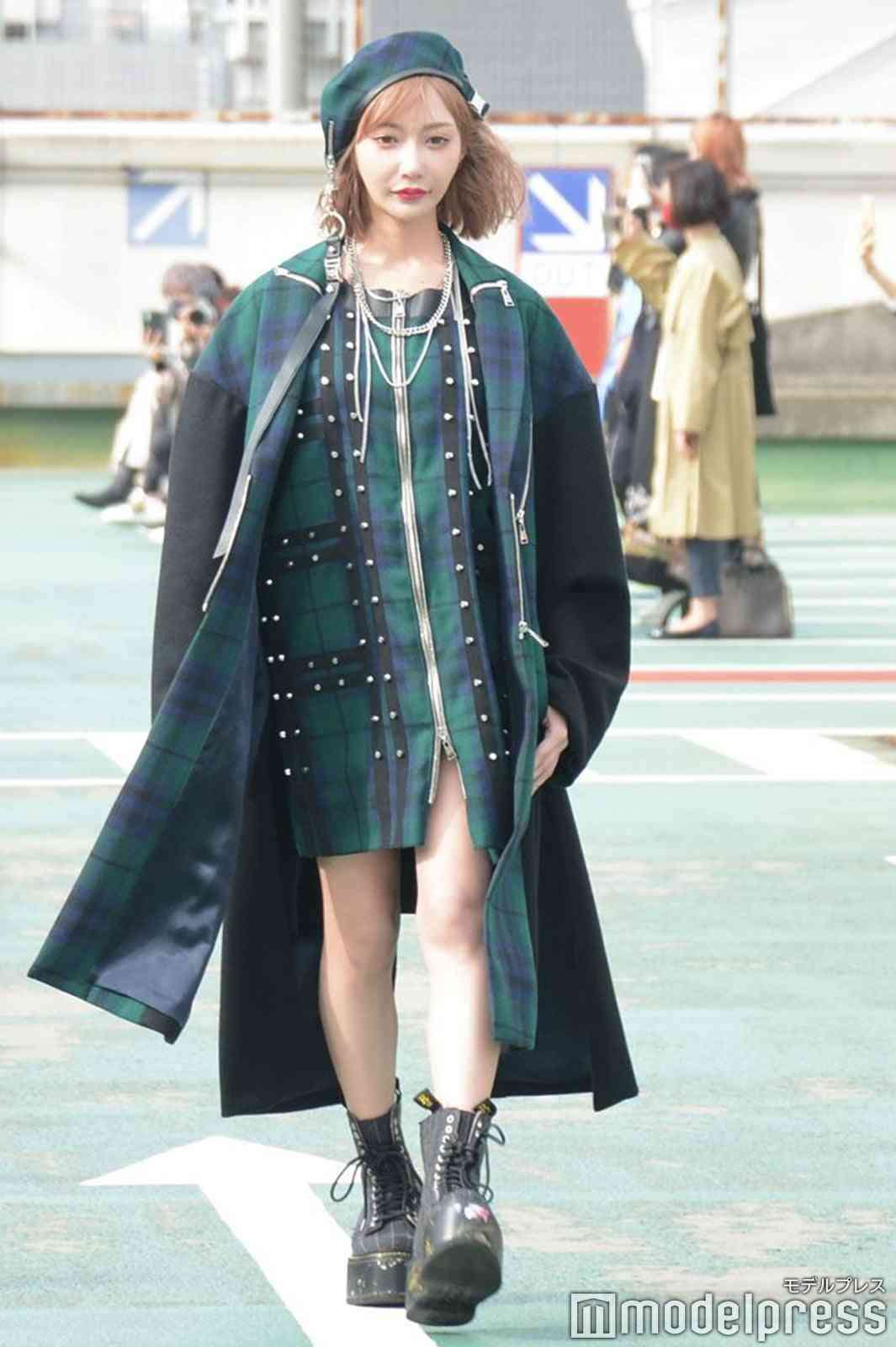 ハイブランドのファッションが似合う芸能人の画像を貼るトピ