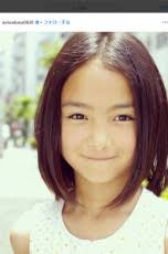 幼少期の写真でどの芸能人か当てるトピ