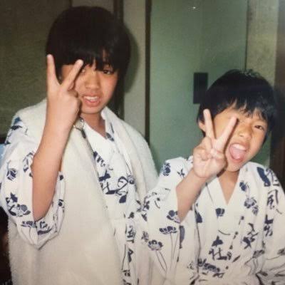 幼少期の写真でどの芸能人か当てるトピ