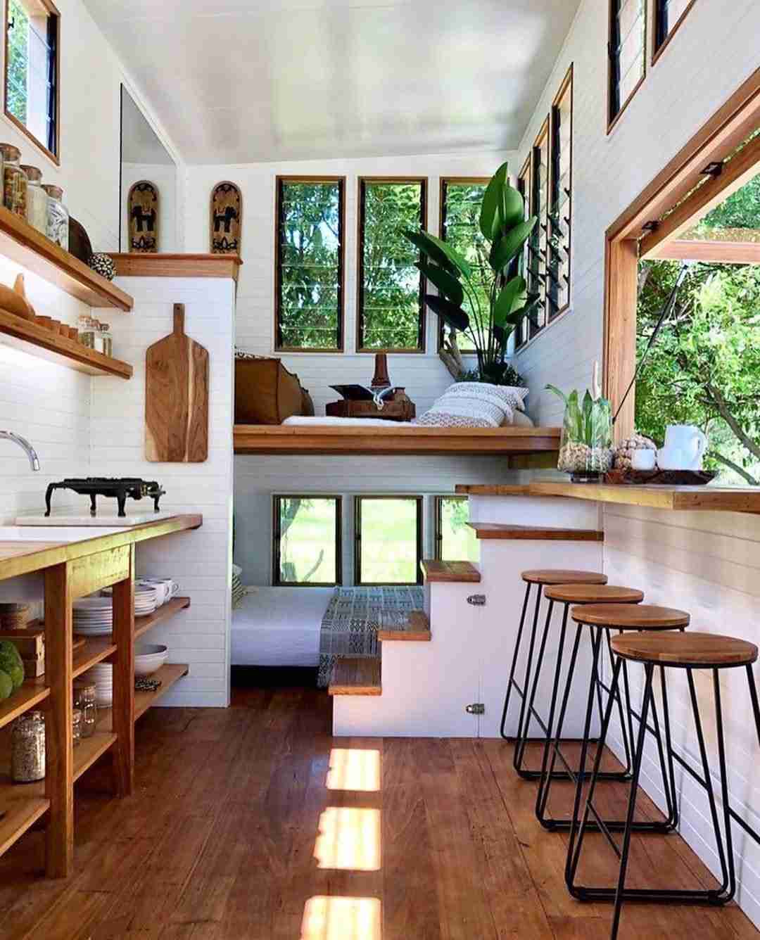 老後資金のために広さ19平方メートルの家に住み始めた女性、