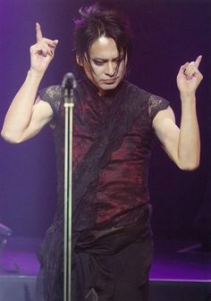 中性的なイケメンVSワイルド系イケメン