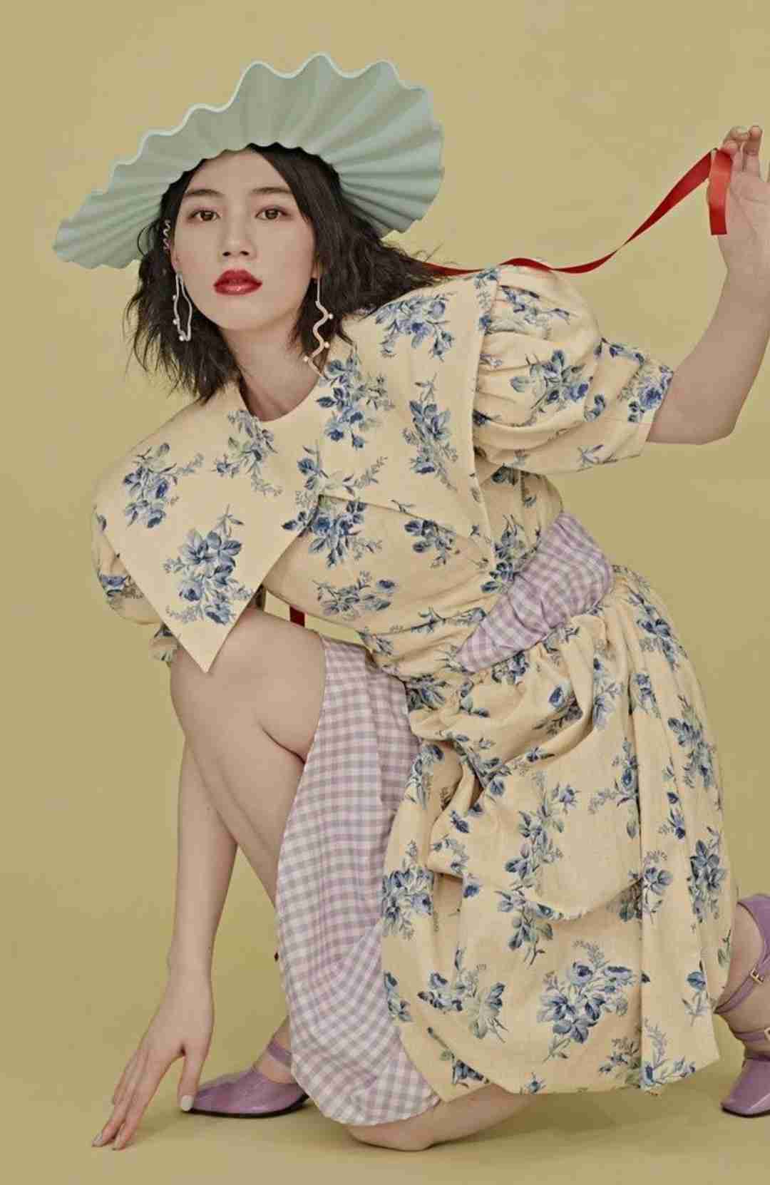 のん、新作“リボンアート”をお披露目「華やかな気持ちになれる」