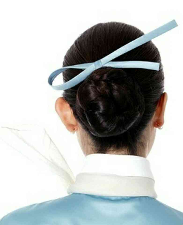 “太ってはいけない”空港スタッフ女性の苦労「制服のサイズ交換もNGだった」