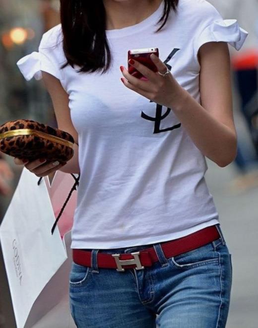 白Tシャツ＋デニム【画像】