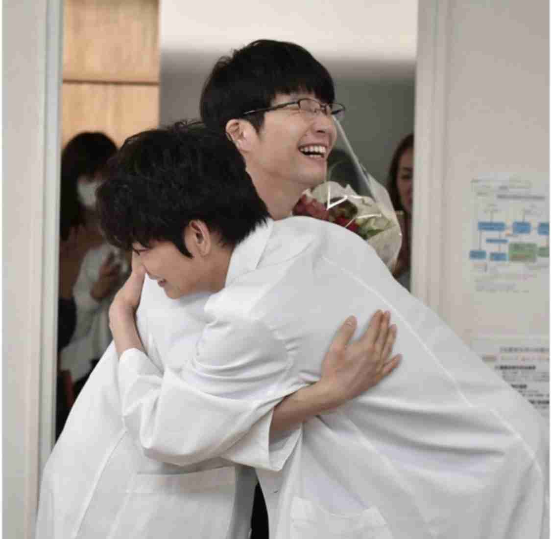 有名人の仲良しツーショットの画像