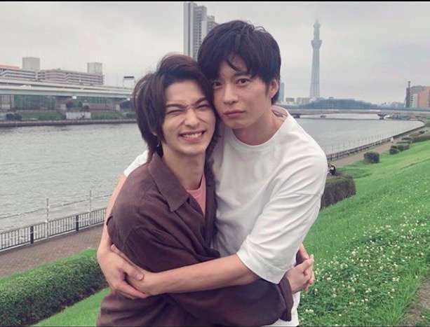 有名人の仲良しツーショットの画像