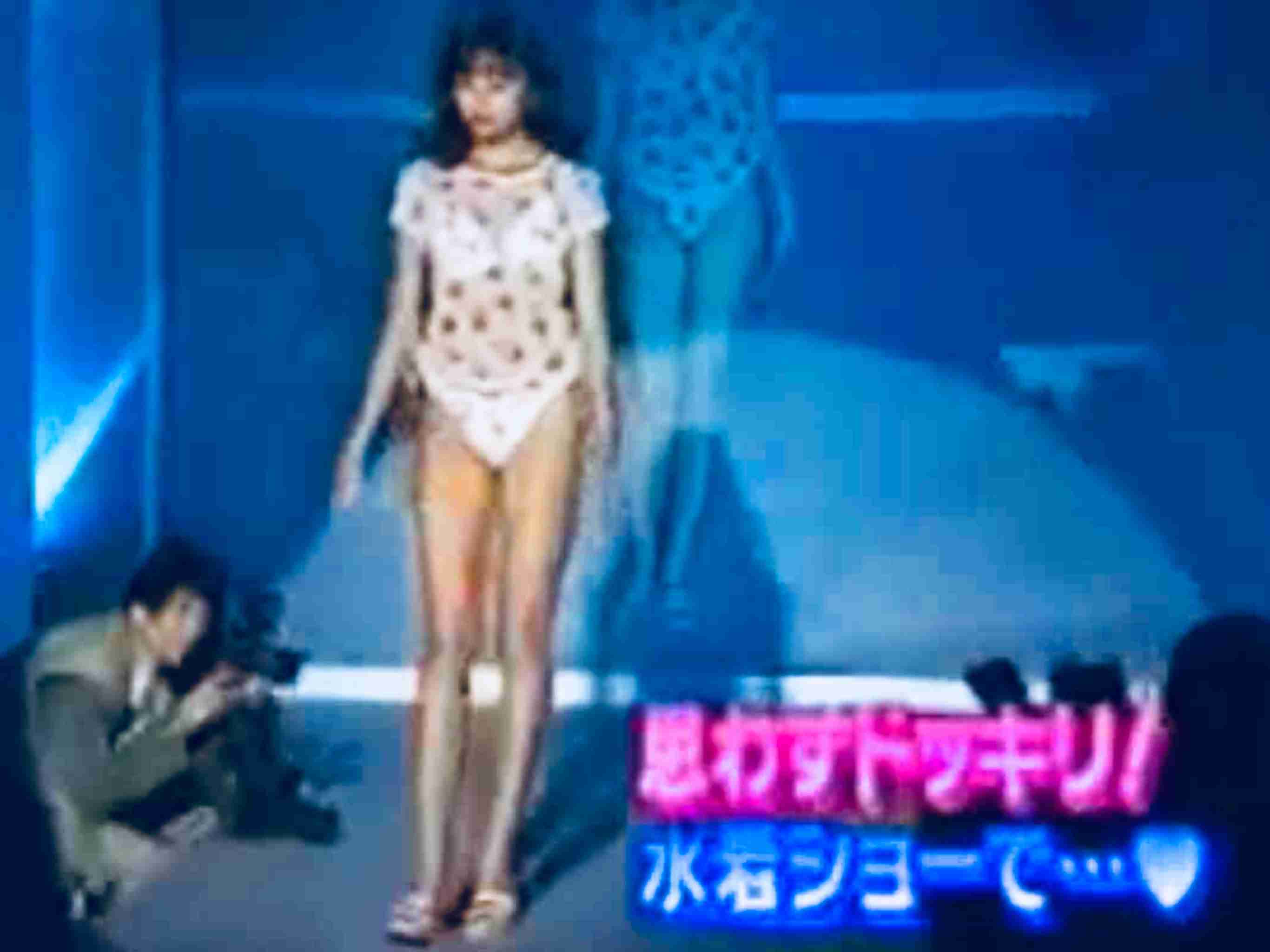有名人のランウェイ画像を集めるトピ