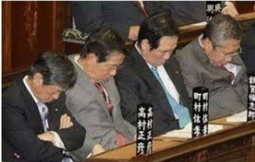 また寝てた？ 音喜多議員に居眠り疑惑　立花党首の公開質問に「目をつぶって拝聴していた」