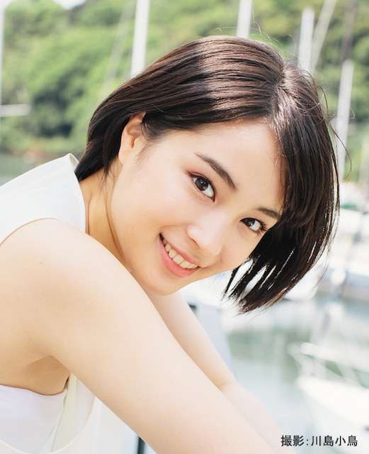 目の大きい芸能人の画像がみたい