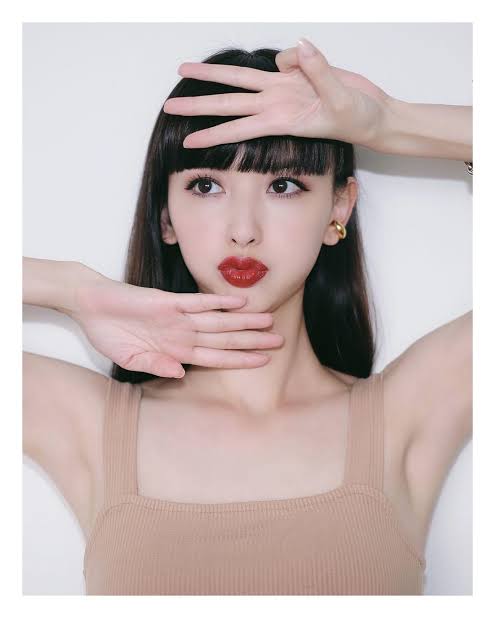 目の大きい芸能人の画像がみたい