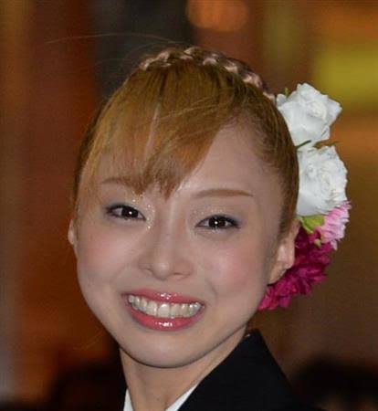 目の大きい芸能人の画像がみたい