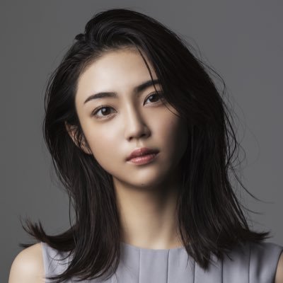 目の大きい芸能人の画像がみたい