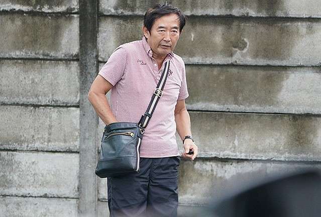 石田純一、約6000万円