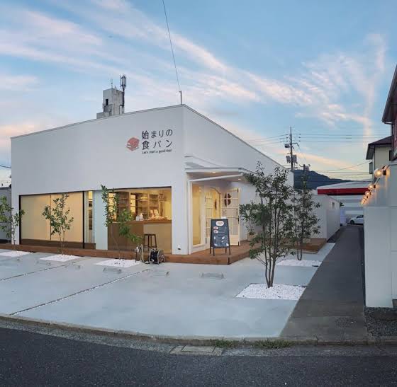日本各地、ユニークな名前の食パン専門店🍞
