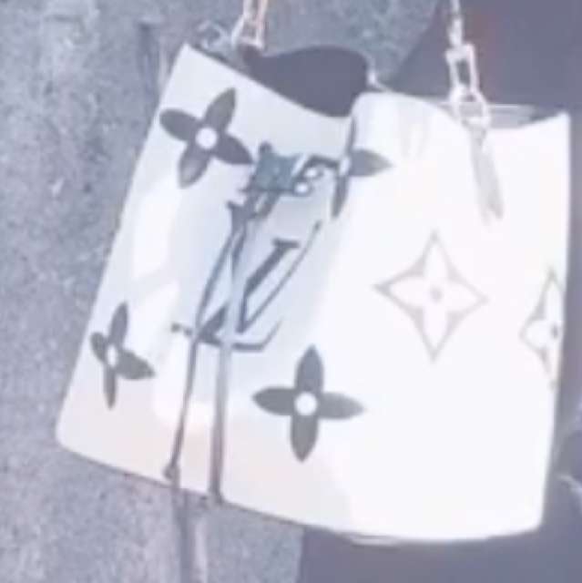 格安サイトで偽ブランド品を掴まされた女子大生、「返品できない」落とし穴