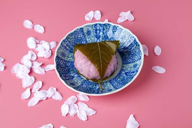 春のお菓子（和菓子、洋菓子）
