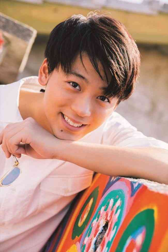 竹内涼真　ギャランドゥ見せワイルドショットにネット悶絶　「芸術品みたい」「えぐかっこいい！」