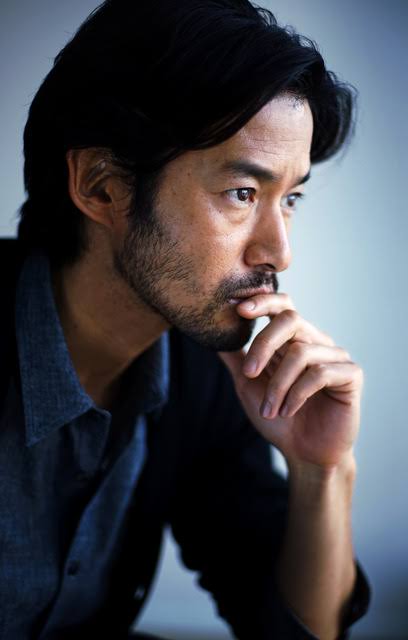 竹内涼真　ギャランドゥ見せワイルドショットにネット悶絶　「芸術品みたい」「えぐかっこいい！」