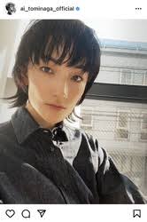 冨永愛、15歳・長男のイケメンショットを公開「目がそっくり」「すでにオーラがある」