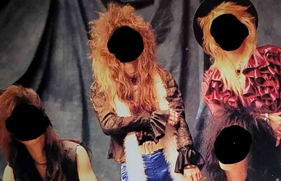 ボーカルとギター隠してバンド名当てるトピ