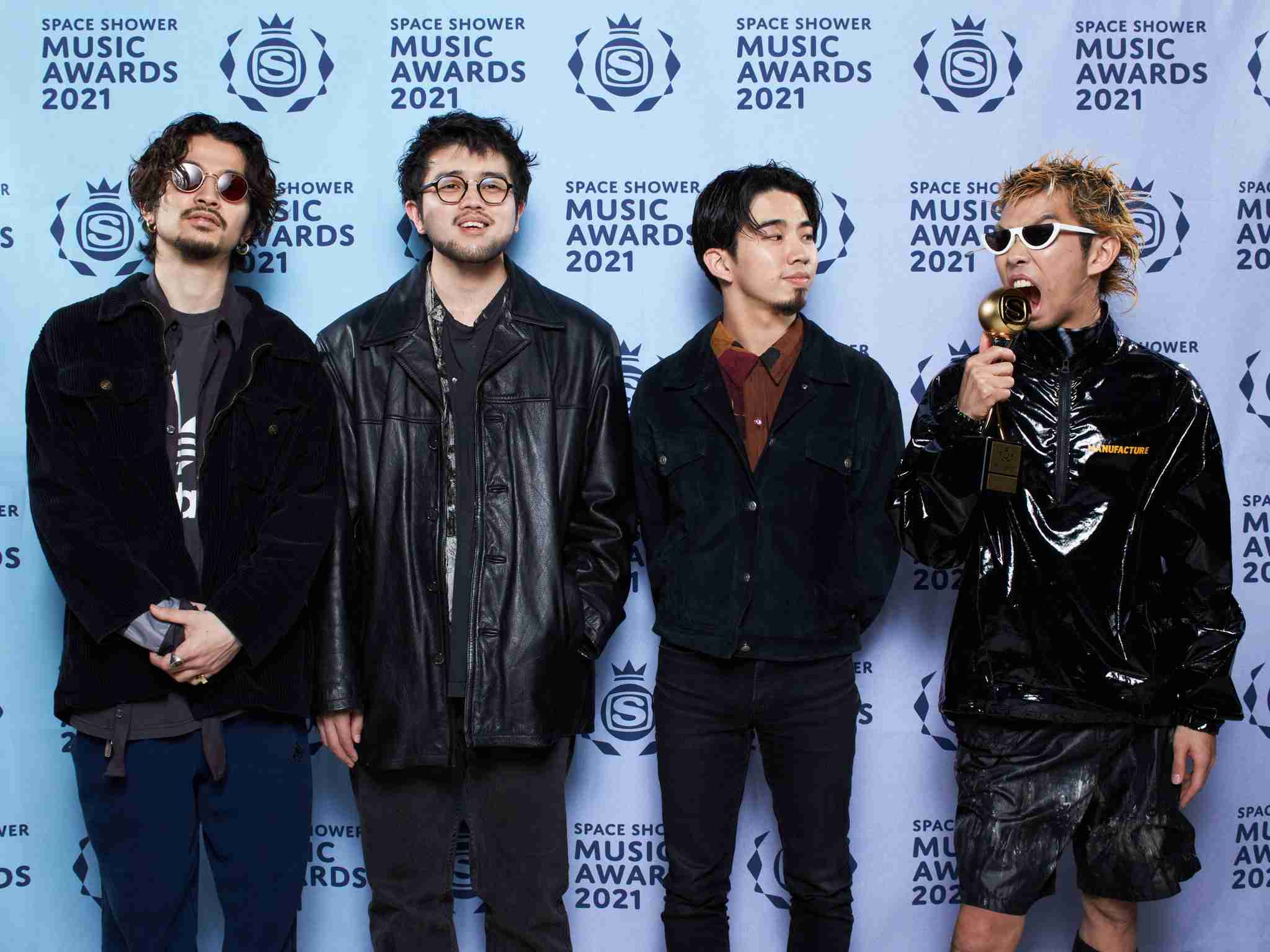 ボーカルとギター隠してバンド名当てるトピ