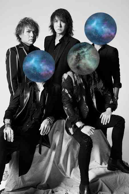 ボーカルとギター隠してバンド名当てるトピ