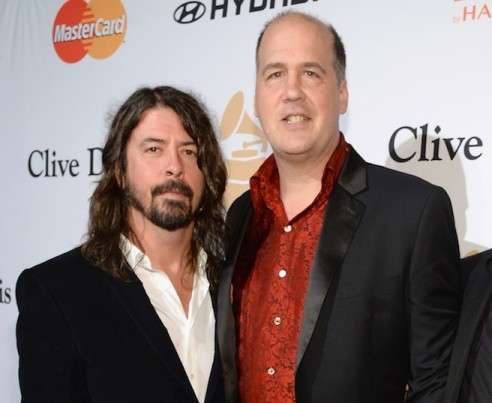 ボーカルとギター隠してバンド名当てるトピ