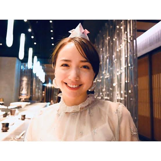 豊田エリー：柳楽優弥の妻、「しまむら」グループの新ブランドでイメージモデルに　「洗練された大人の女性」がコンセプト