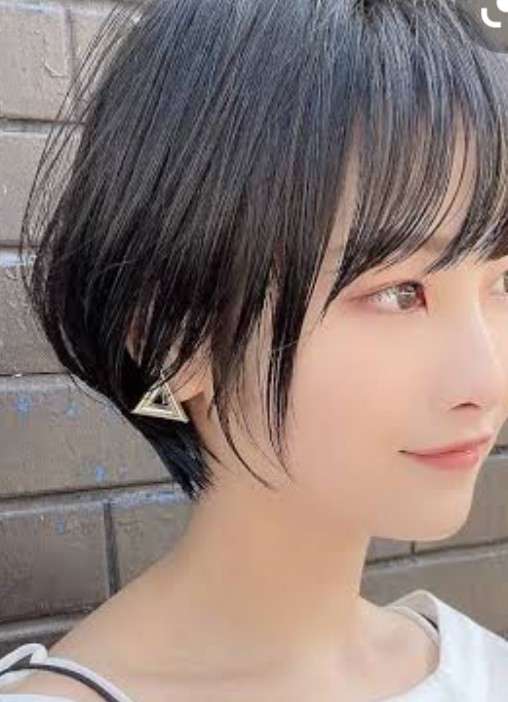 黒髪ショートで垢抜けたい