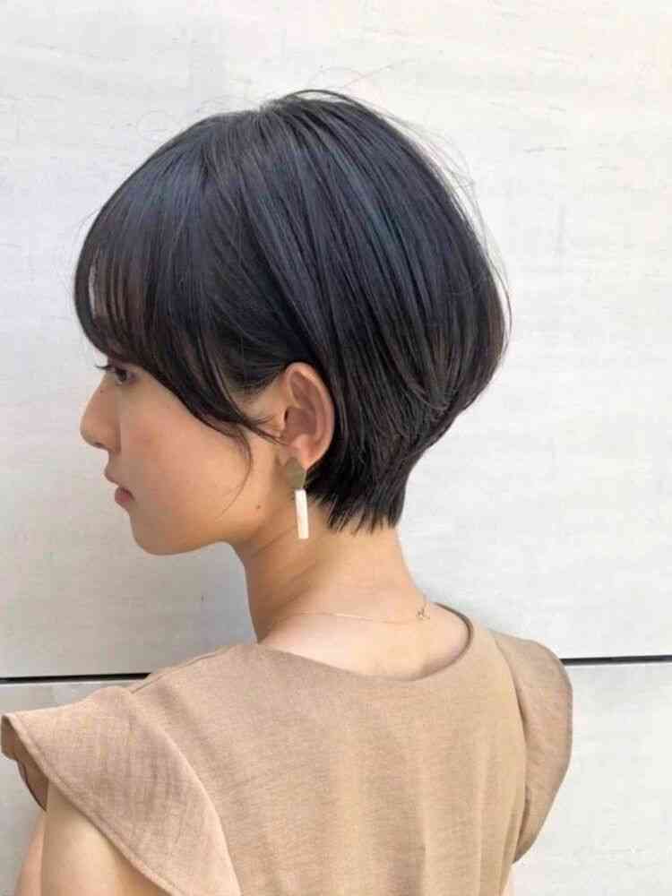 黒髪ショートで垢抜けたい