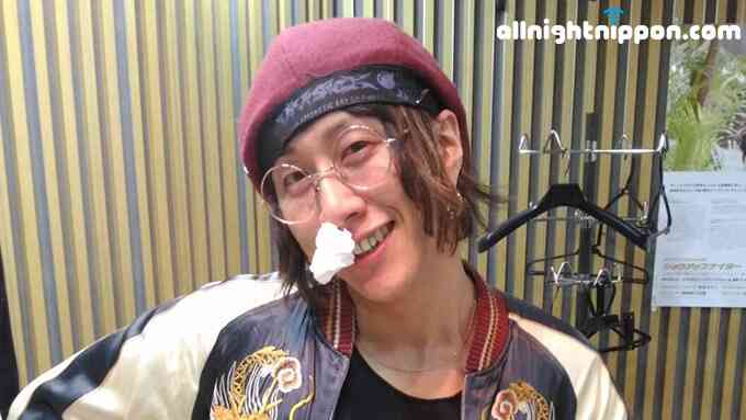 男性の髪型を参考にしてる人