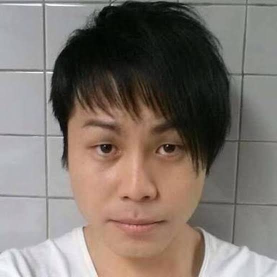 男性の髪型を参考にしてる人