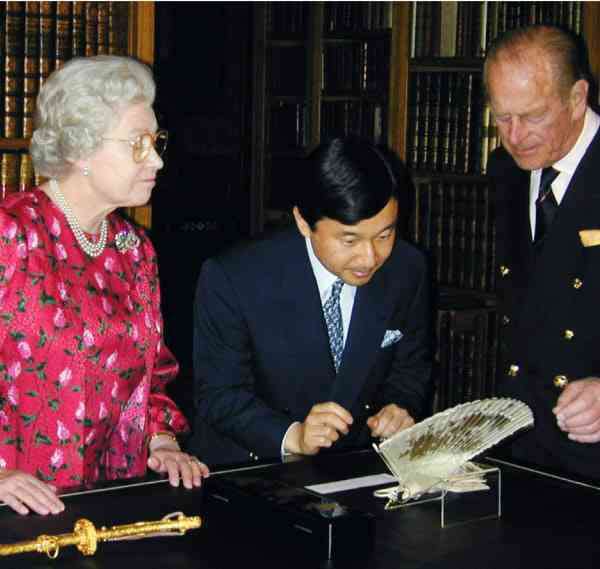 有識者会議、女性天皇賛否割れる　女系拡大には反対、慎重多数