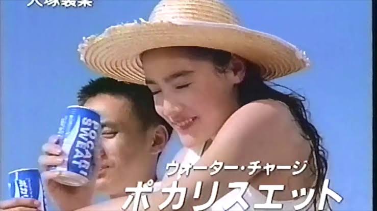 石田ゆり子、一色紗英と20年以上ぶりに再会2ショットに「仲良し姉妹みたい」の声