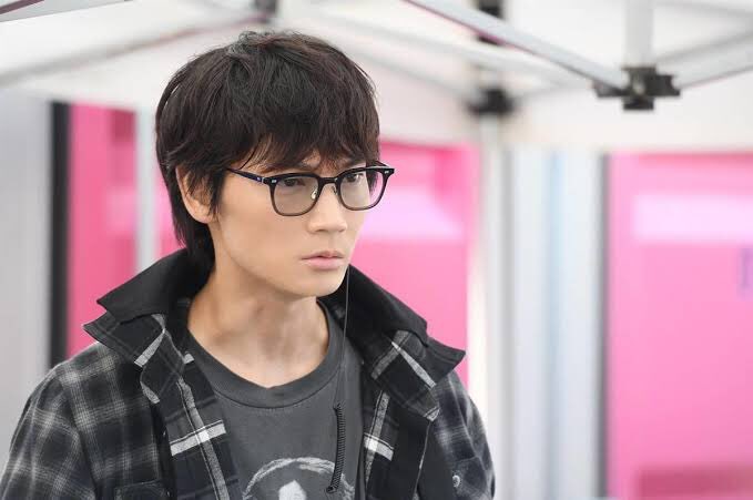 石原さとみ&綾野剛ダブル主演「恋はDeepに」初回視聴率は10・5%で2ケタ発進