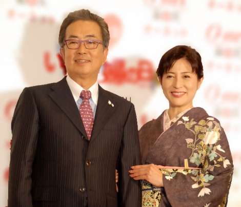 岡江久美子さん一周忌で音楽フェス　大和田獏「お前、死んでもきれいだな」