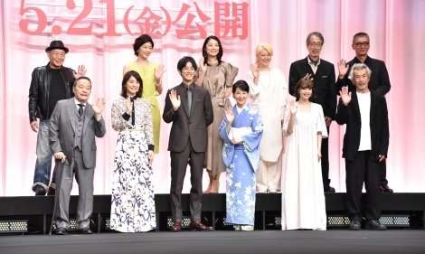 吉永小百合、松坂桃李は「きりんのように成長」　広瀬すずは「涼やかでかわいい」